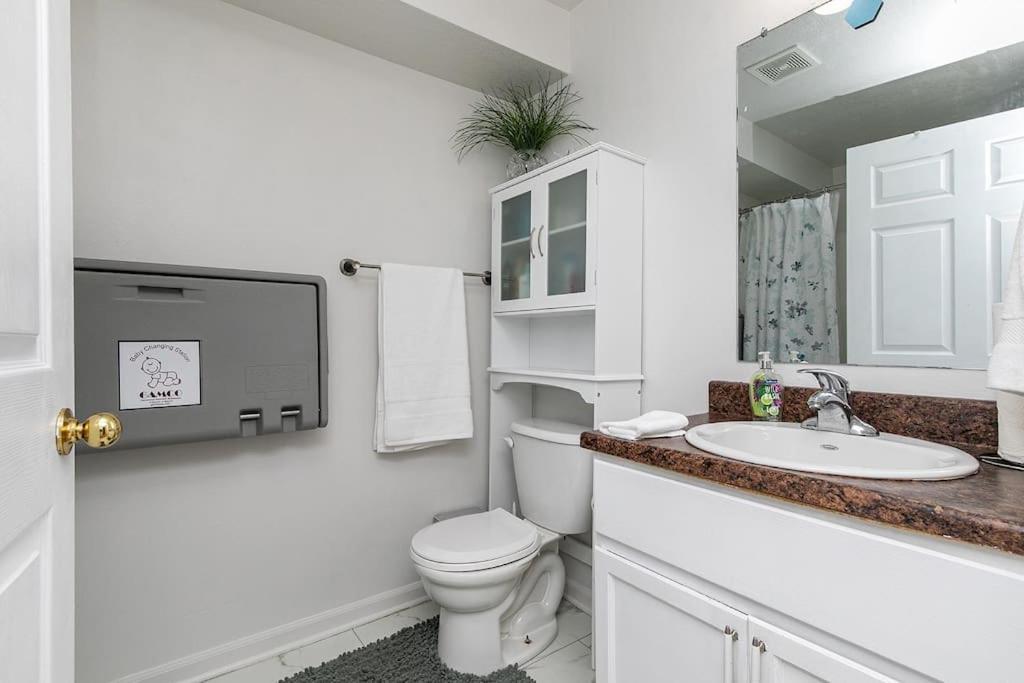 Family Friendly Home Close To Airport And Downtown Des Moines Exteriér fotografie